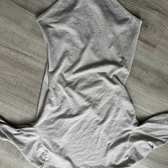 Wilfred Gray Bodysuit - Picture 2 of 4